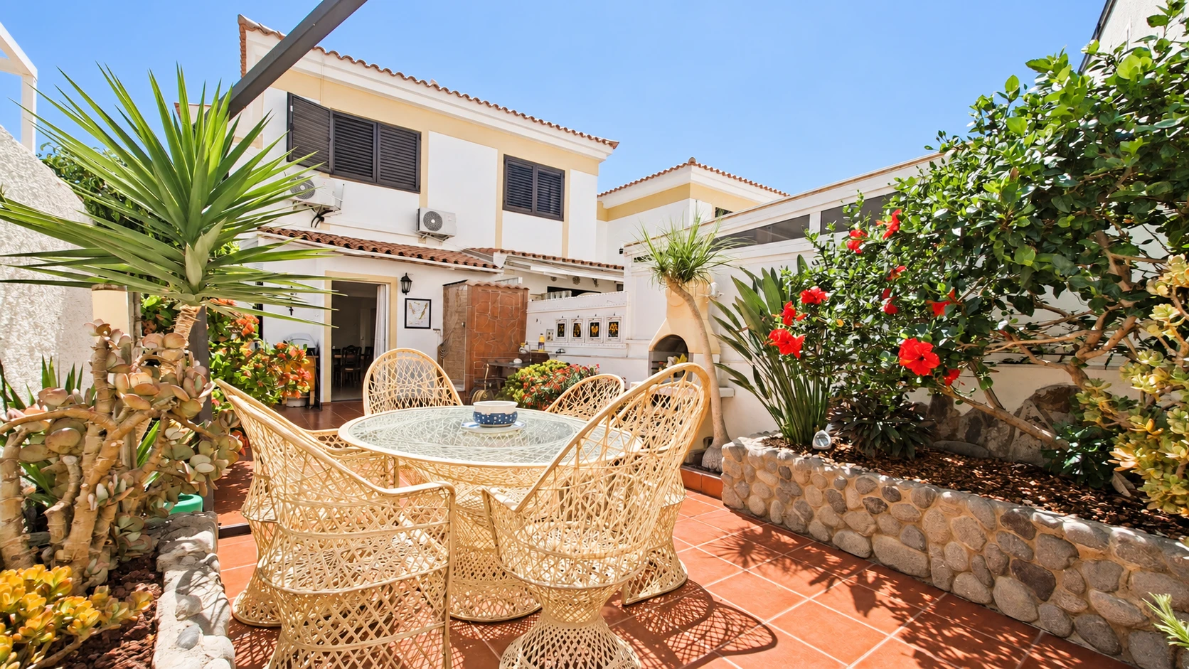 01 Przestronny duplex z widokiem na ocean, prywatnym garażem i ogrodem w Loma Dos, Arguineguín