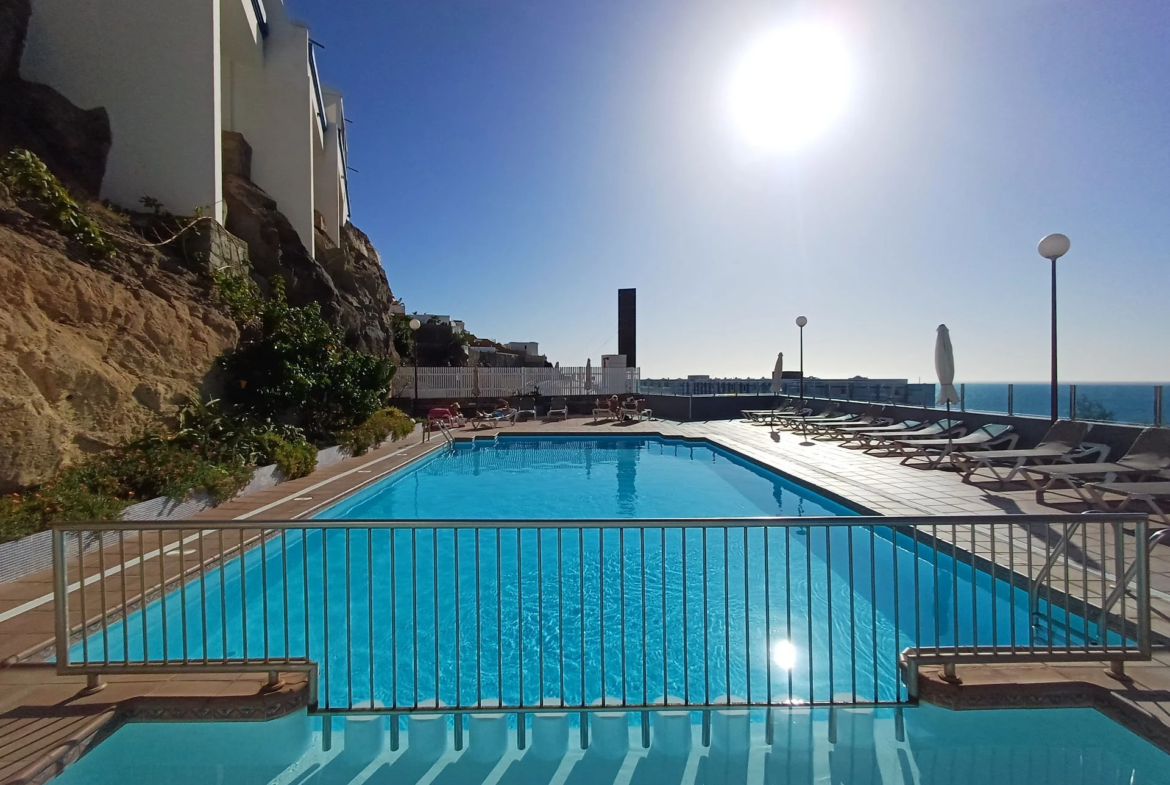 Apartament z dużym tarasem i panoramicznym widokiem na ocean w Mayfair, La Playa de Arguineguín