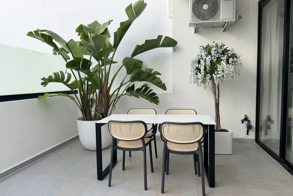 Apartament z dwiema sypialniami i dużym tarasem w Vista Mar 9