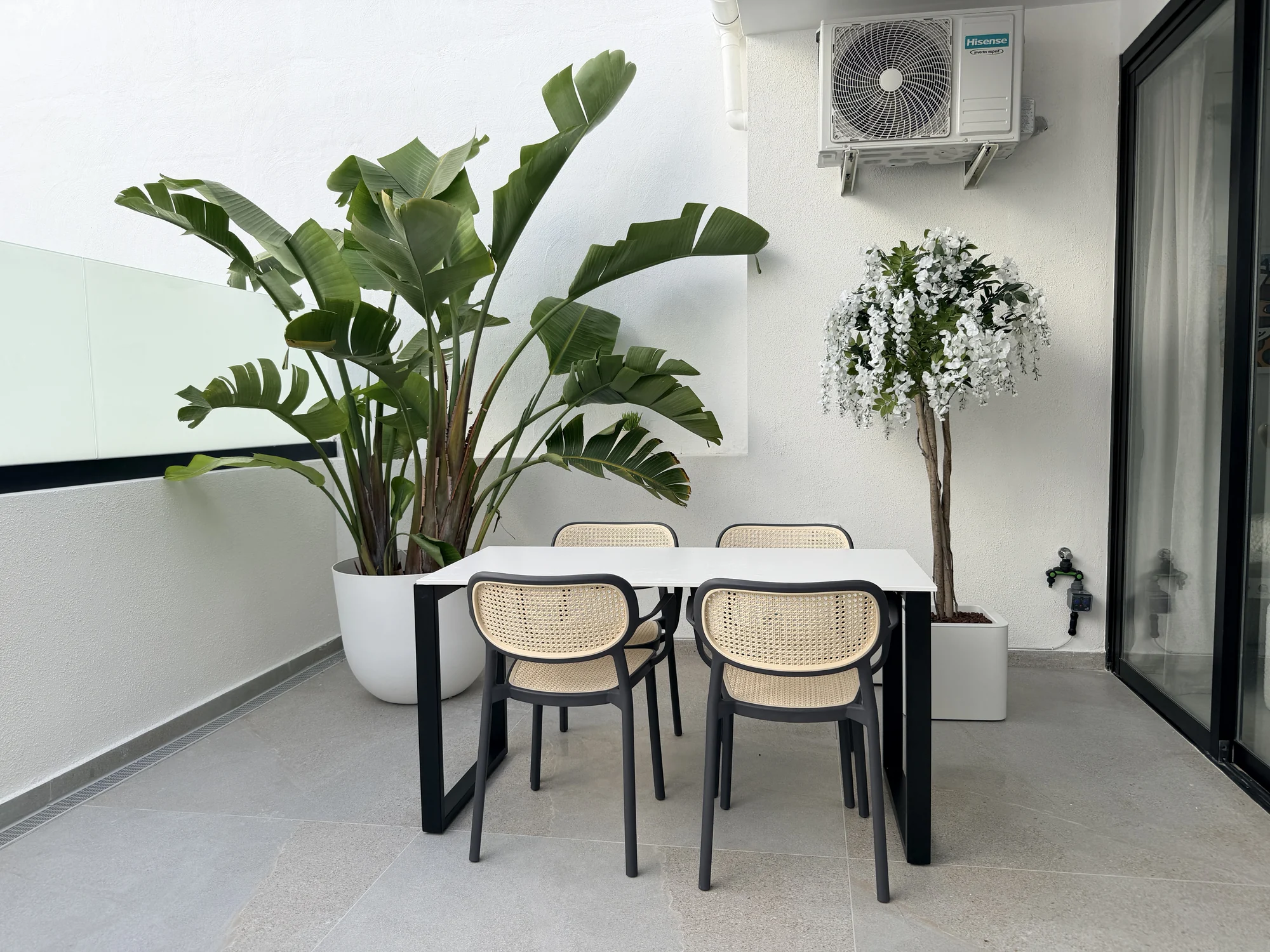 02 Apartament z dwiema sypialniami i dużym tarasem w Vista Mar 9