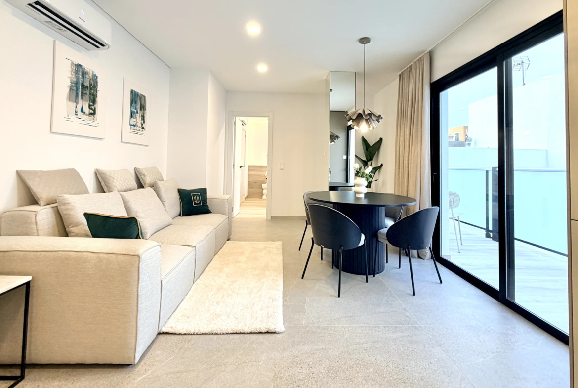 Nowoczesny apartament z przestronnym balkonem w Vista Mar 9