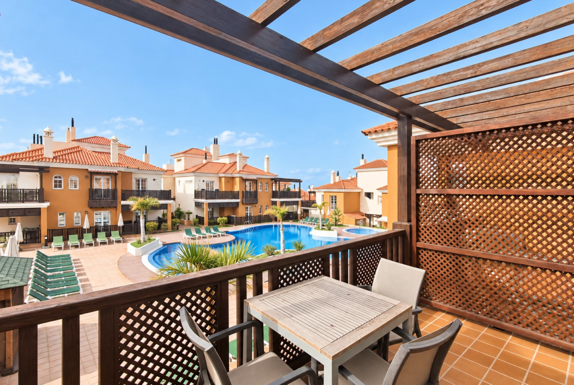 Elegancki apartament z tarasem w Monte Carrera – Arguineguín, Gran Canaria