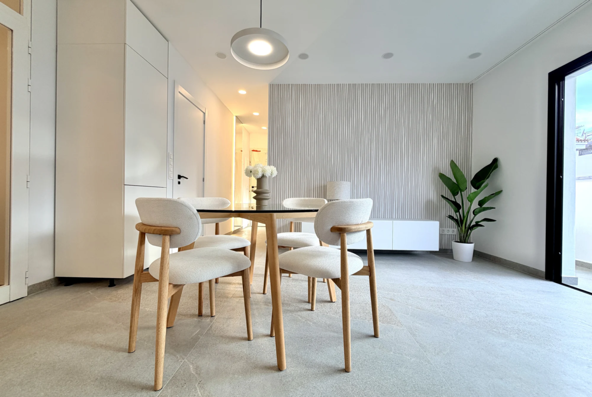 Kompaktowy apartament z dwiema sypialniami i balkonem w Vista Mar 9