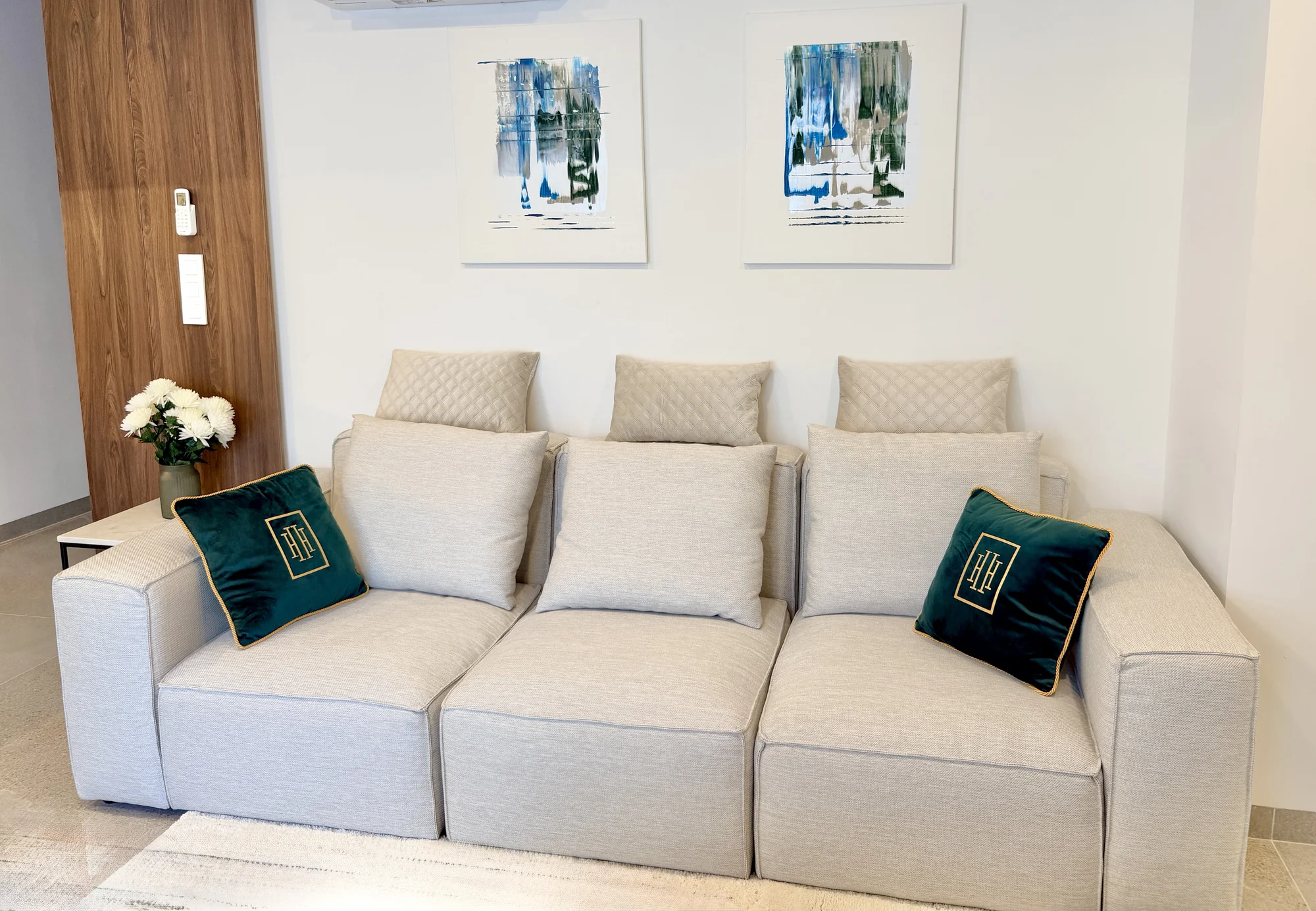 03 Nowoczesny apartament z przestronnym balkonem w Vista Mar 9