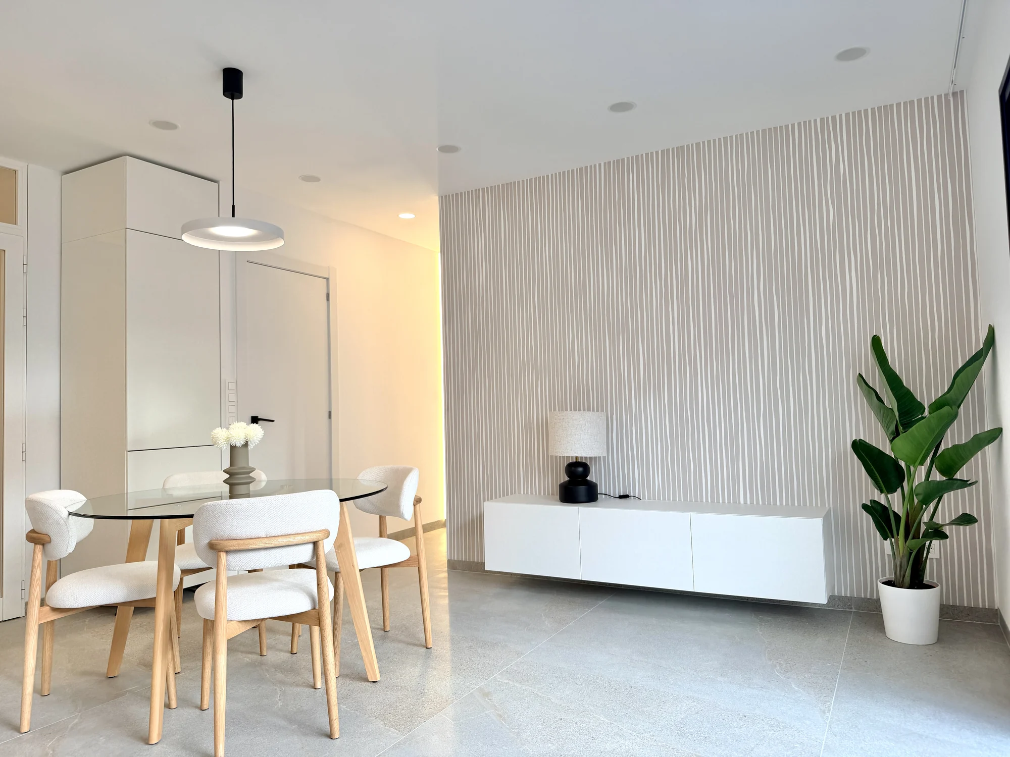 04 Kompaktowy apartament z dwiema sypialniami i balkonem w Vista Mar 9