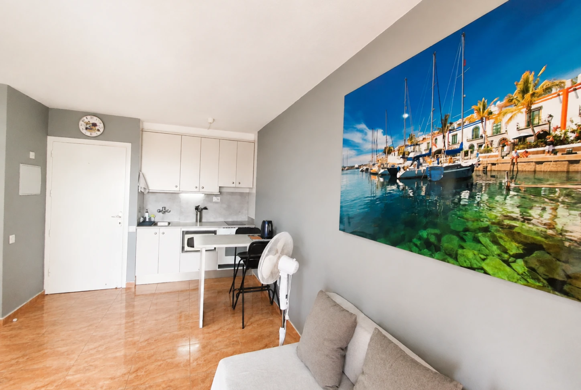Apartament z dużym tarasem i panoramicznym widokiem na ocean w Mayfair, La Playa de Arguineguín