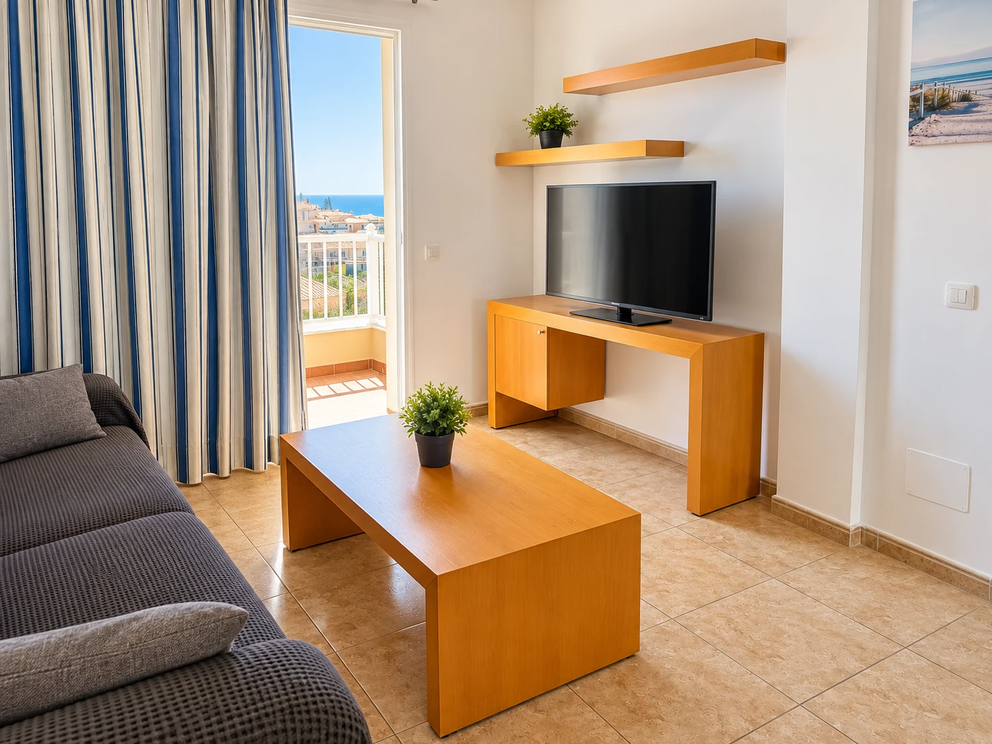 05 Apartament z 2 sypialniami, tarasem, basenem i garażem w Arguineguín