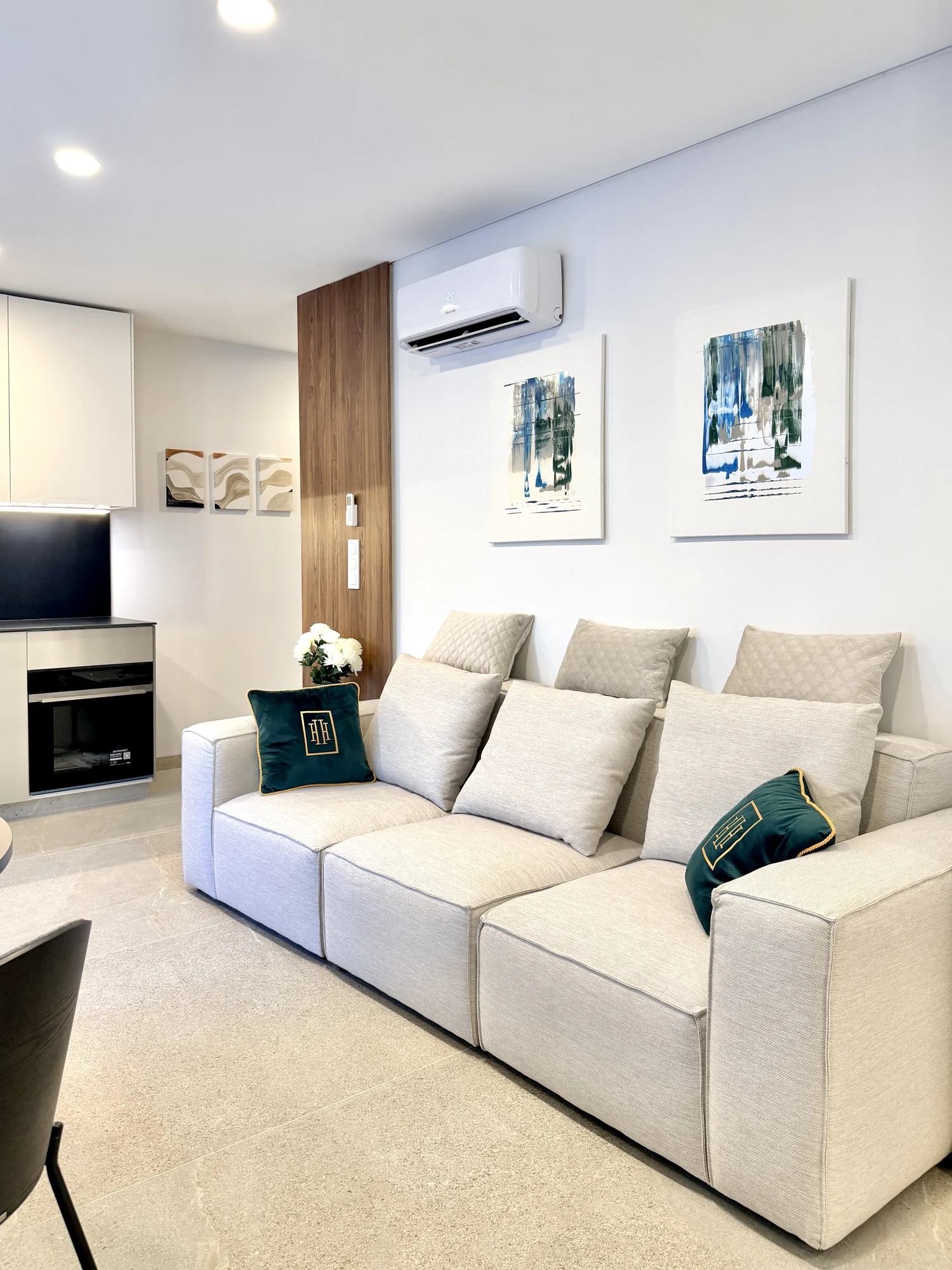 05 Nowoczesny apartament z przestronnym balkonem w Vista Mar 9