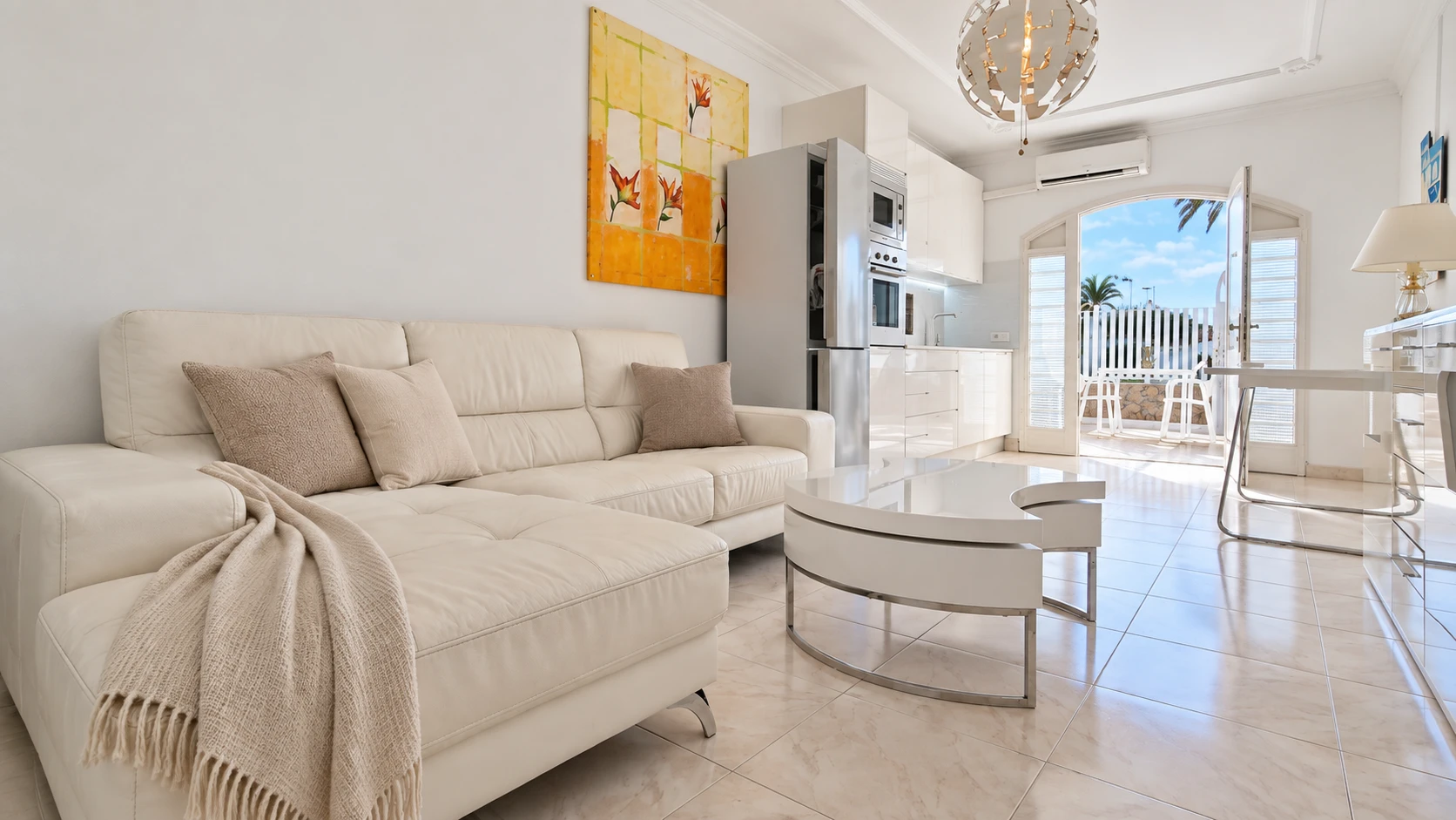 05 Ekskluzywny bungalow z 3 sypialniami, ogrodem i basenem blisko plaży i wydm w Playa del Inglés