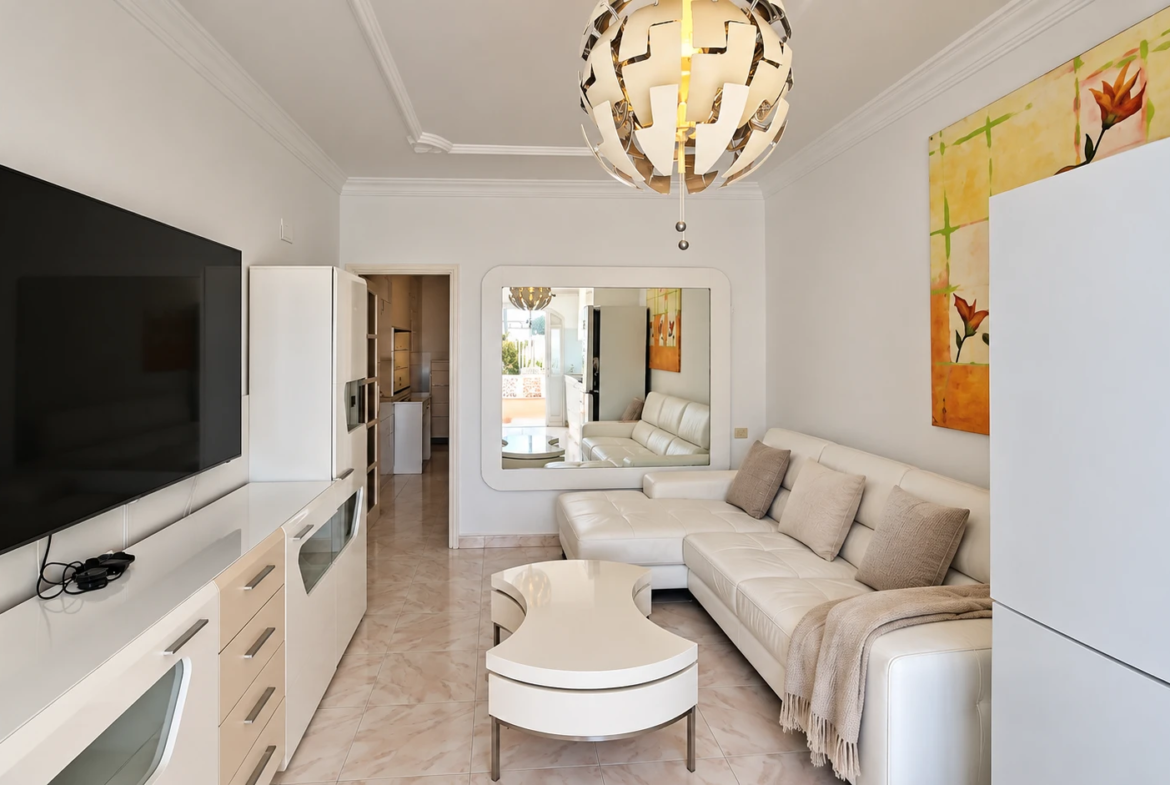 Ekskluzywny bungalow z 3 sypialniami, ogrodem i basenem blisko plaży i wydm w Playa del Inglés