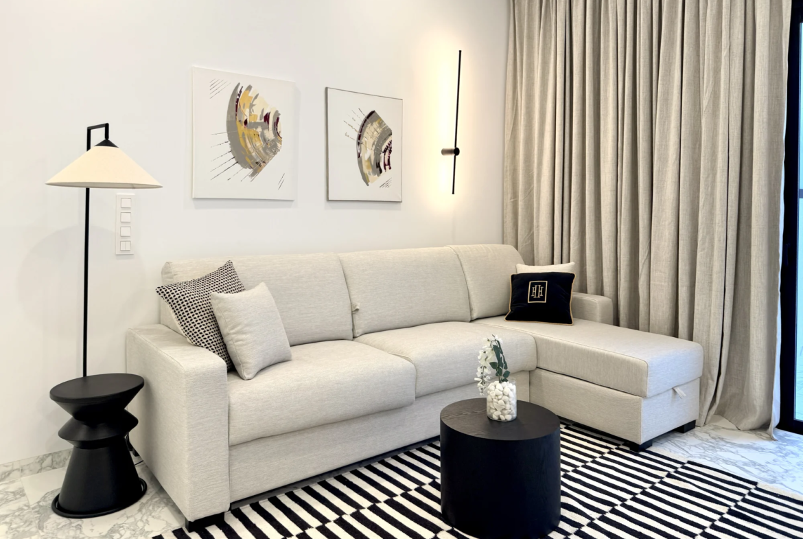 Elegancki apartament z patio w Vista Mar 9 w Los Abrigos