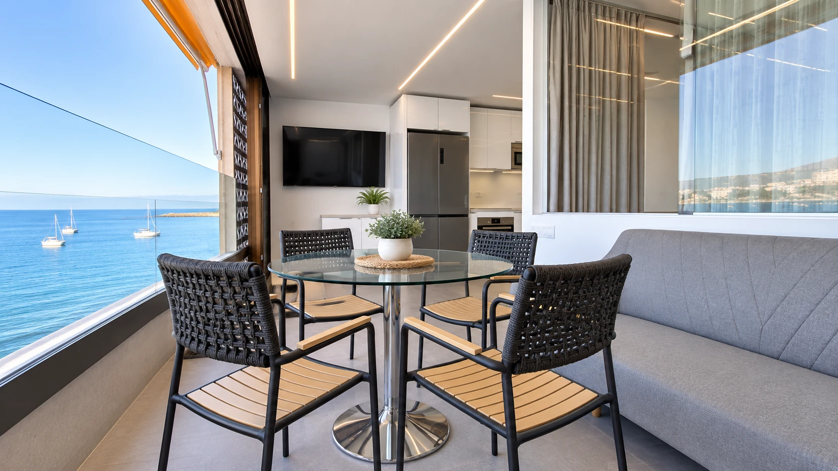 06 Apartament przy plaży z 2 sypialniami, widokiem na ocean i basenem w Arguineguín