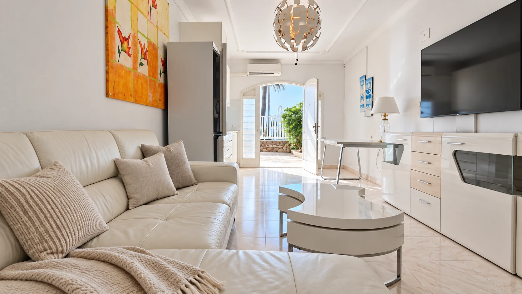 07 Ekskluzywny bungalow z 3 sypialniami, ogrodem i basenem blisko plaży i wydm w Playa del Inglés
