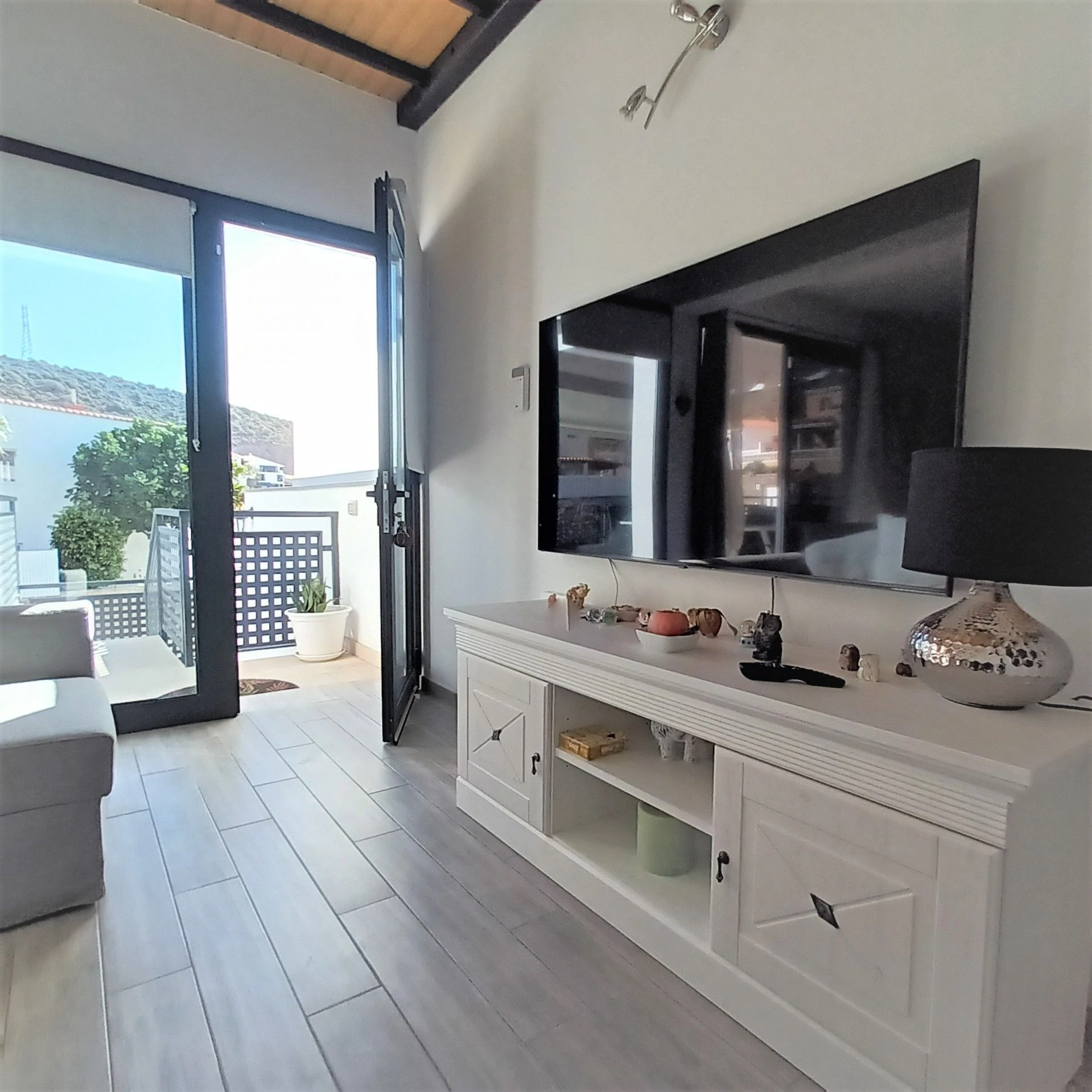 07 Nowoczesny apartament z 2 sypialniami, widokiem na ocean i dużym tarasem w Loma Dos, Arguineguín