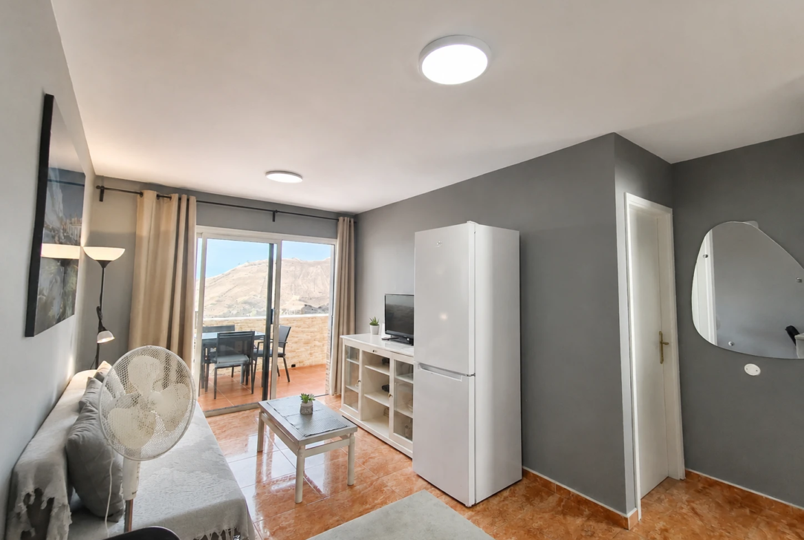 Apartament z dużym tarasem i panoramicznym widokiem na ocean w Mayfair, La Playa de Arguineguín