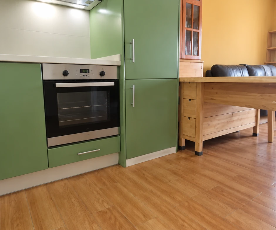 Apartament z 2 sypialniami, tarasem i widokiem na basen w Playa del Inglés