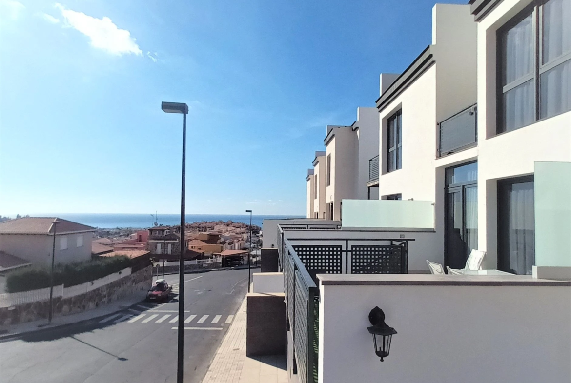 Nowoczesny apartament z 2 sypialniami, widokiem na ocean i dużym tarasem w Loma Dos, Arguineguín