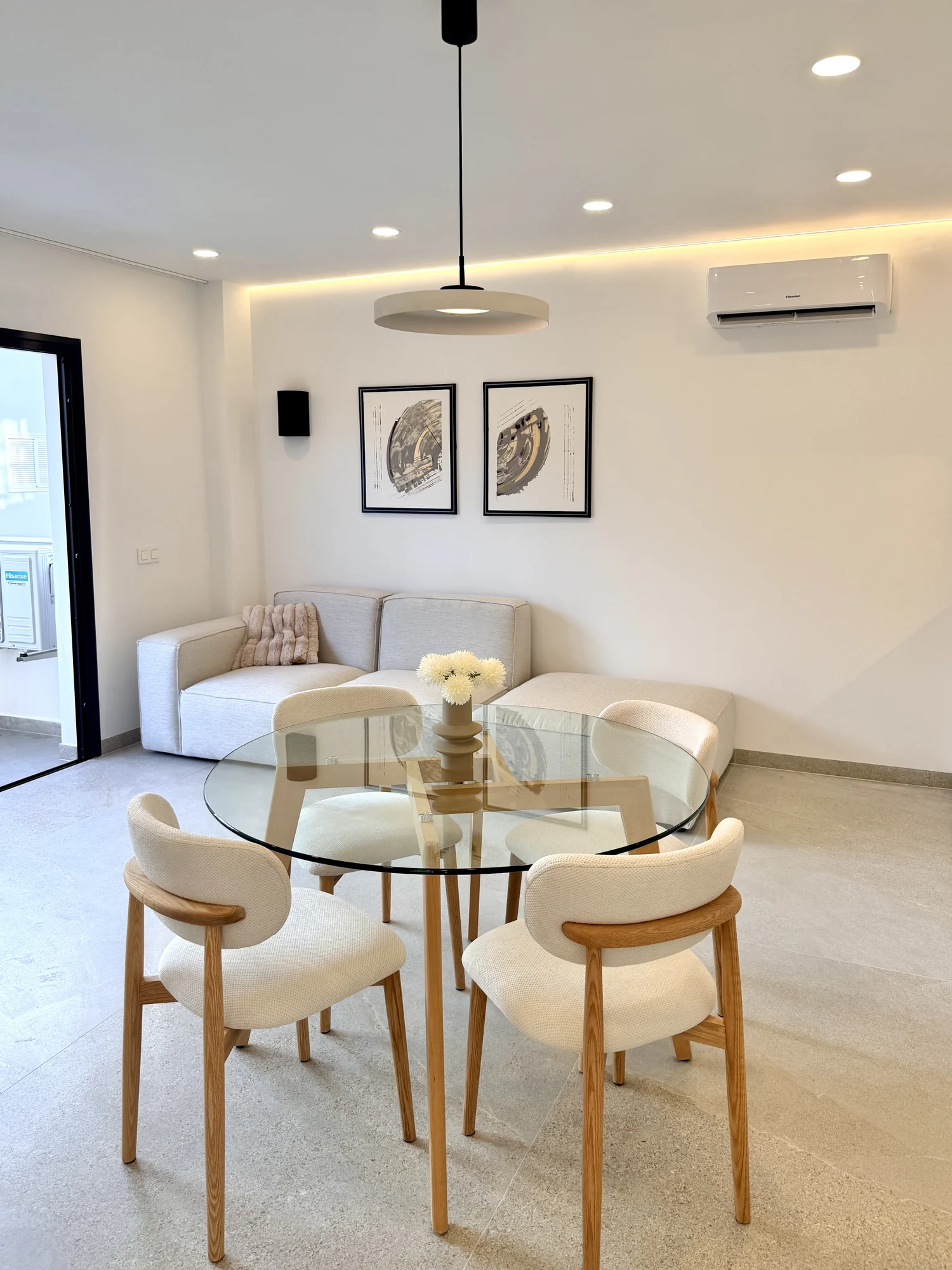 08 Kompaktowy apartament z dwiema sypialniami i balkonem w Vista Mar 9