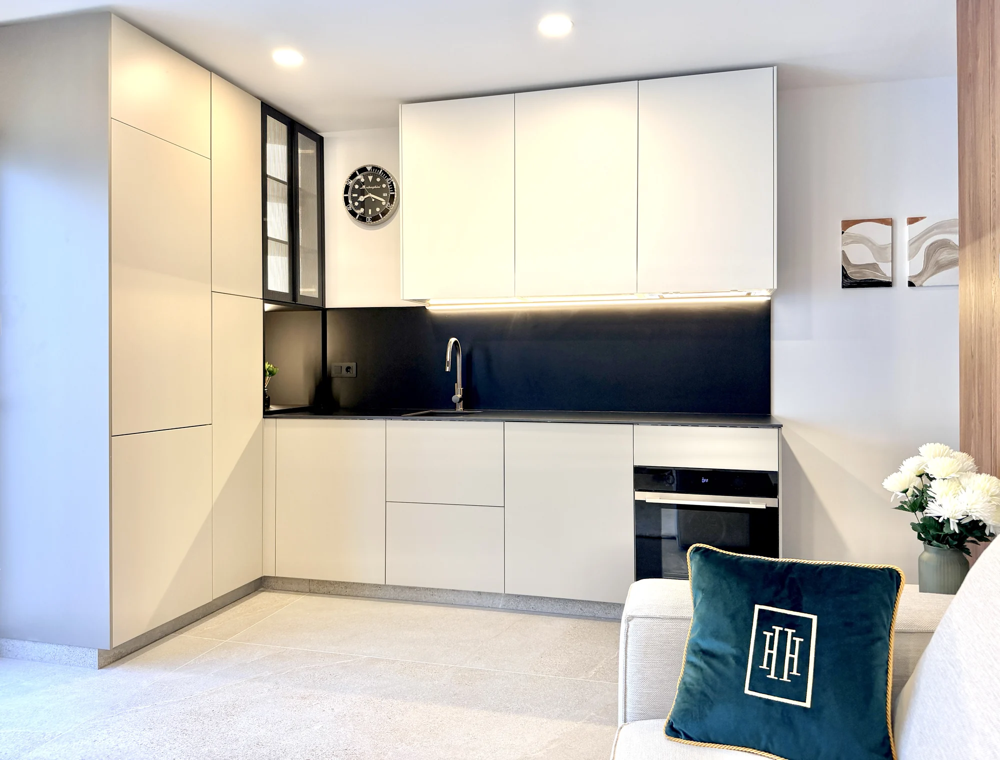 08 Nowoczesny apartament z przestronnym balkonem w Vista Mar 9
