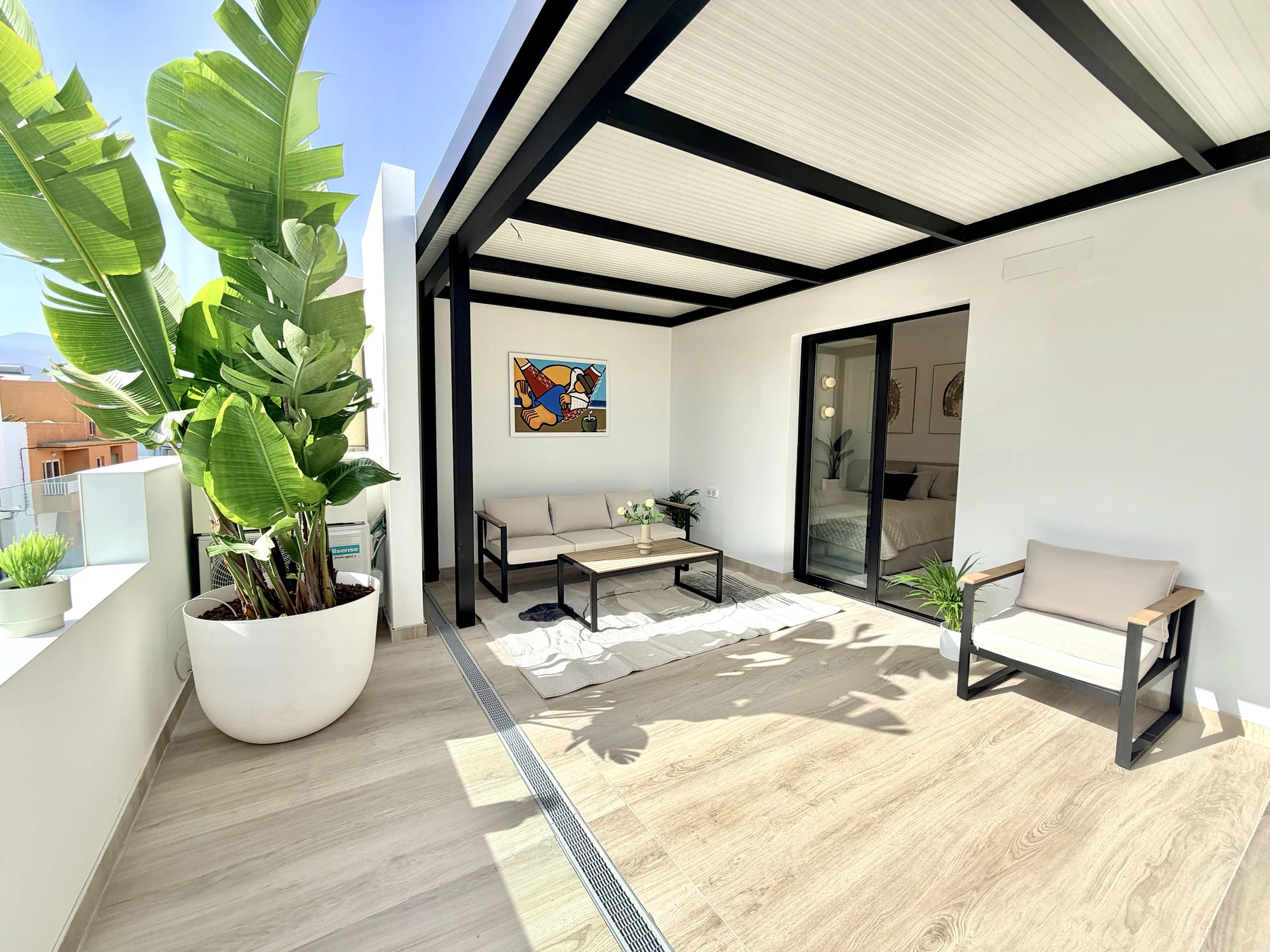08 Apartament z dużym tarasem na drugim piętrze w Vista Mar 9