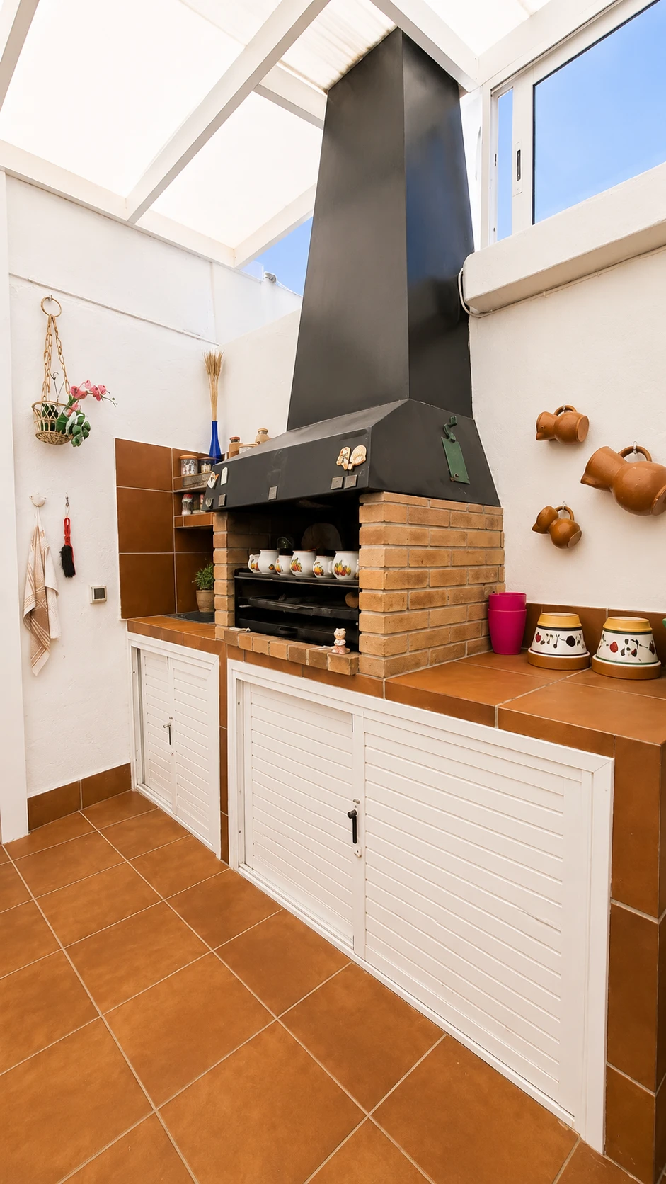 10 Przestronny bungalow z 6 sypialniami i prywatnym ogrodem w Campo Internacional, Maspalomas