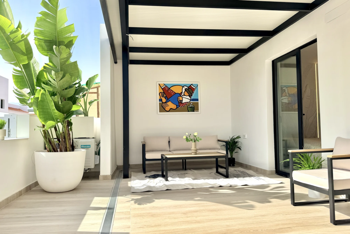 Apartament z dużym tarasem na drugim piętrze w Vista Mar 9