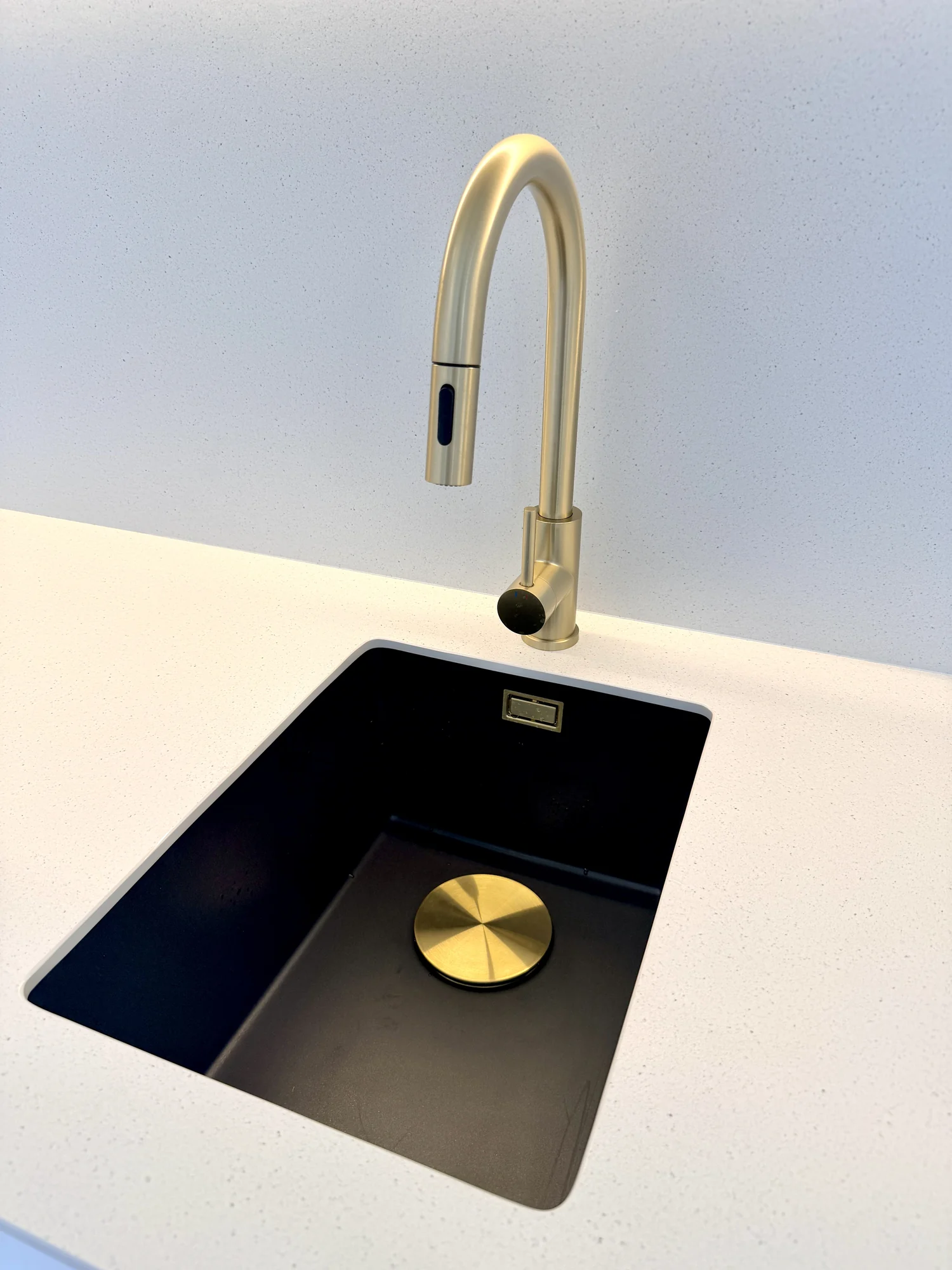 11 Kompaktowy apartament z dwiema sypialniami i balkonem w Vista Mar 9