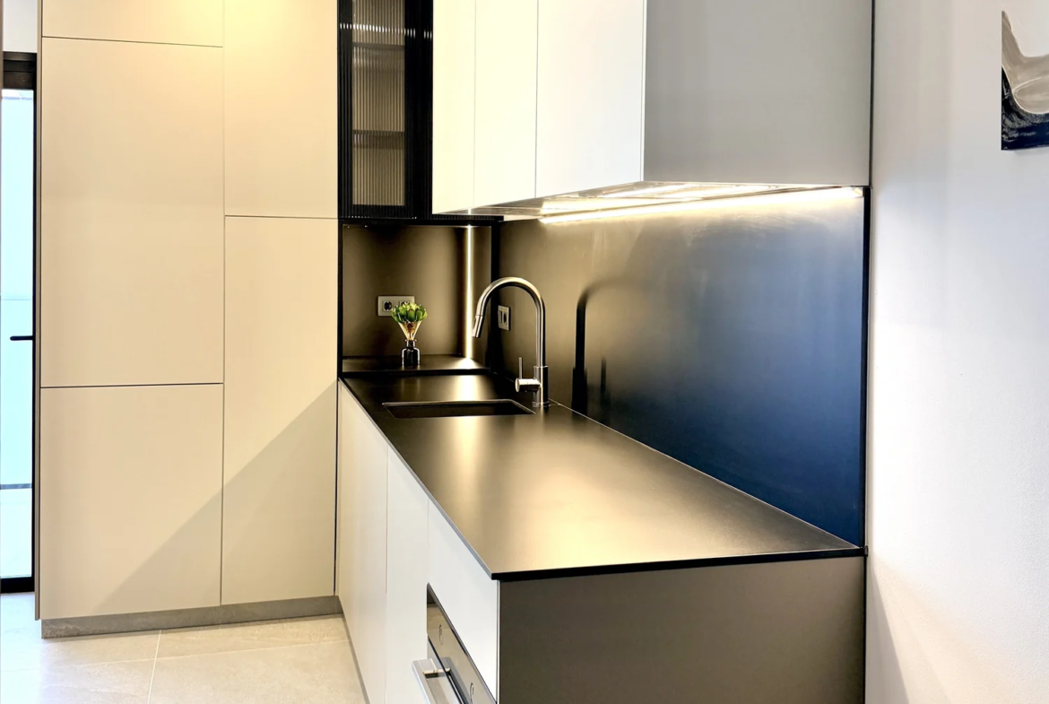 Nowoczesny apartament z przestronnym balkonem w Vista Mar 9