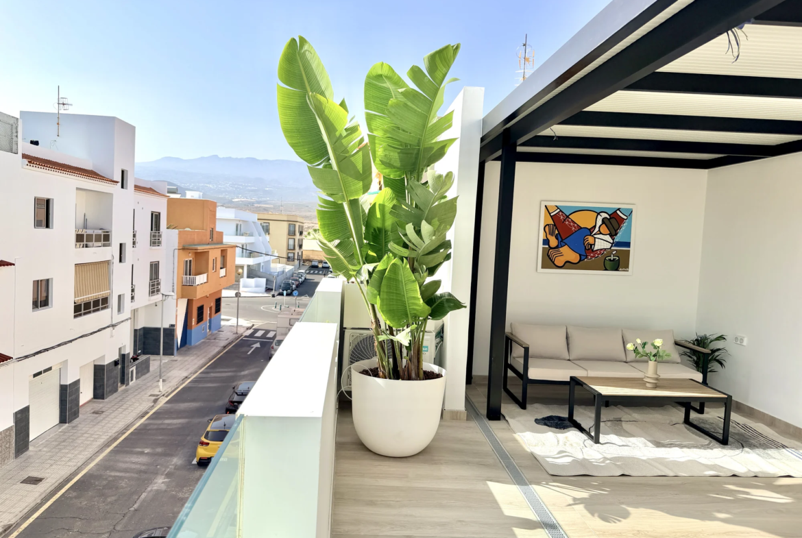 Apartament z dużym tarasem na drugim piętrze w Vista Mar 9