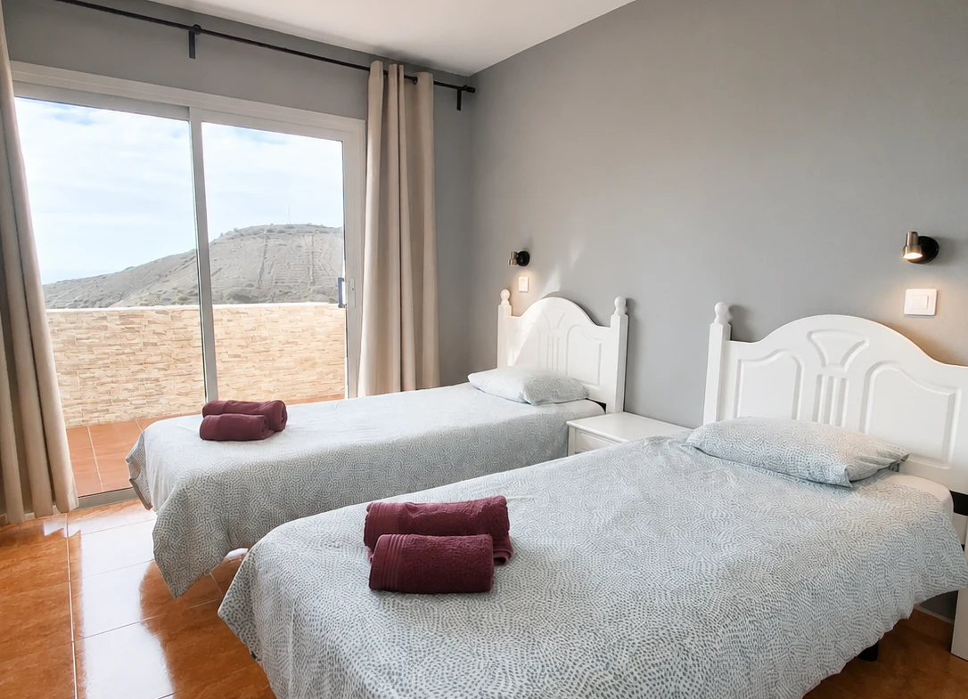 Apartament z dużym tarasem i panoramicznym widokiem na ocean w Mayfair, La Playa de Arguineguín