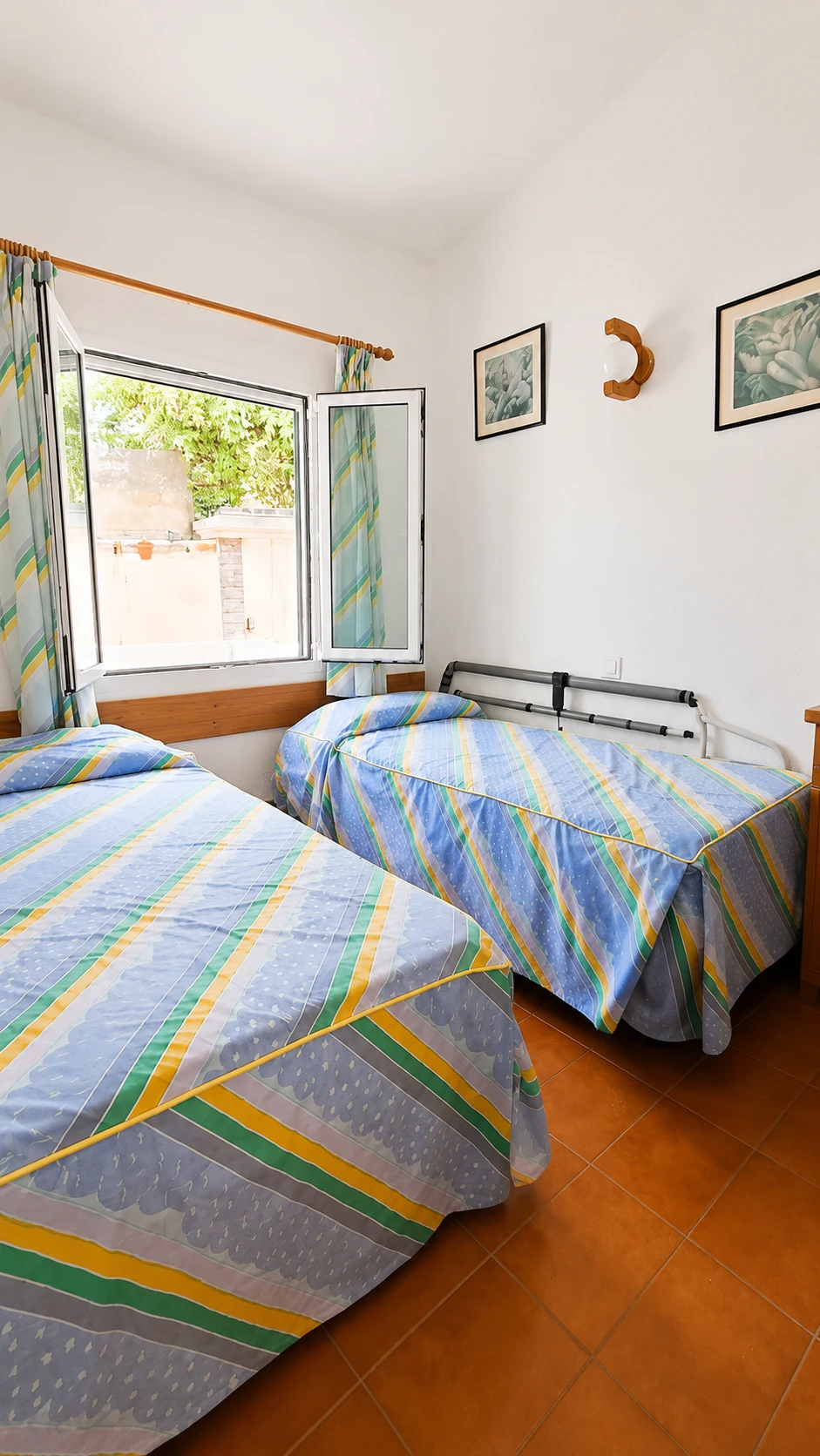 15 Przestronny bungalow z 6 sypialniami i prywatnym ogrodem w Campo Internacional, Maspalomas