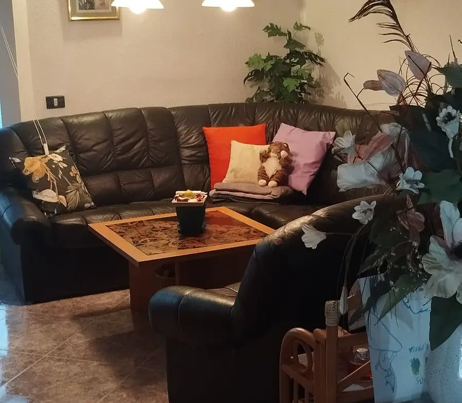 Odnowiony apartament z widokiem na ocean i basenem w Los Silos