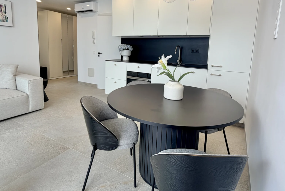 Apartament z dwiema sypialniami i dużym tarasem w Vista Mar 9