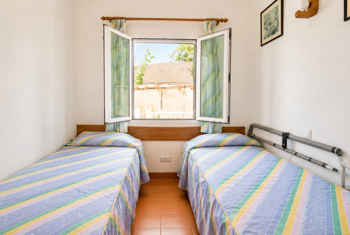 Przestronny bungalow z 6 sypialniami i prywatnym ogrodem w Campo Internacional, Maspalomas
