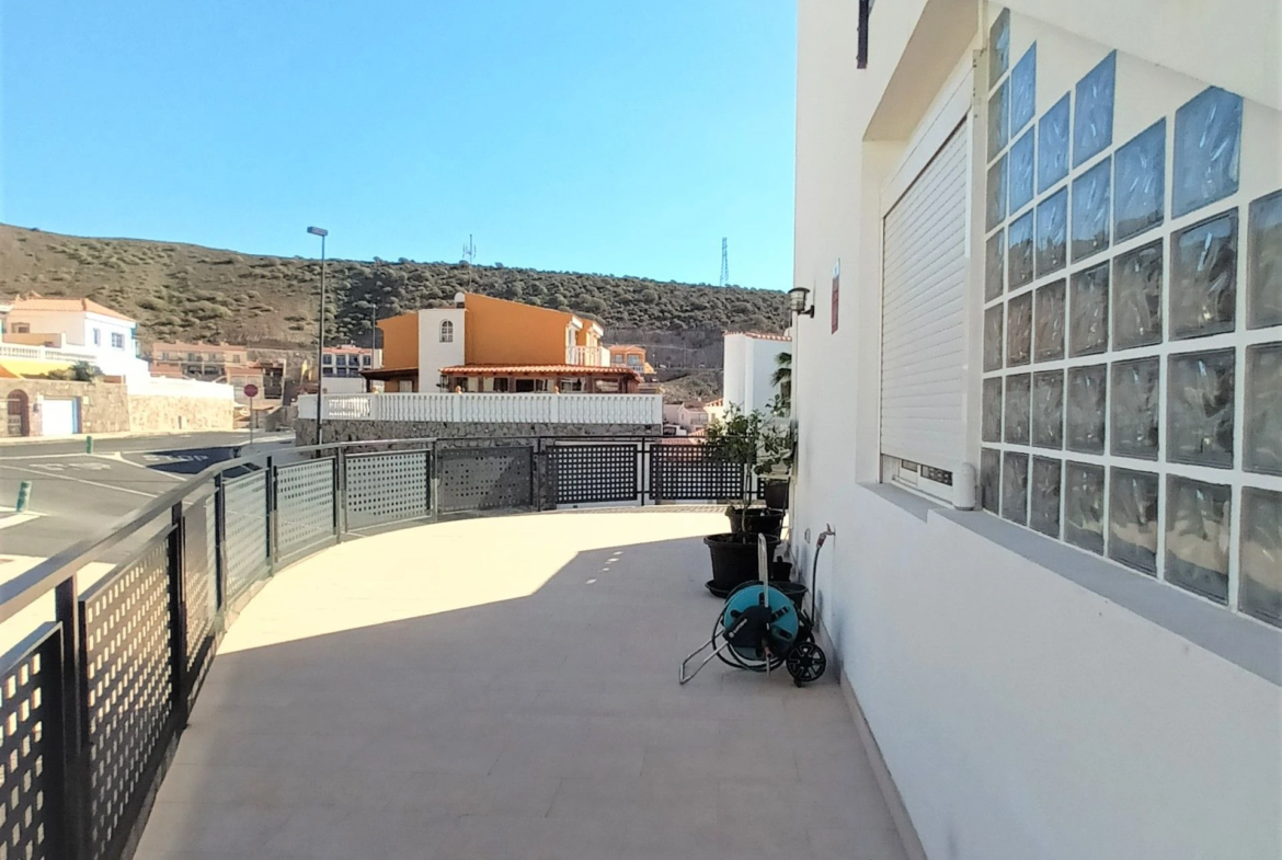 Nowoczesny apartament z 2 sypialniami, widokiem na ocean i dużym tarasem w Loma Dos, Arguineguín