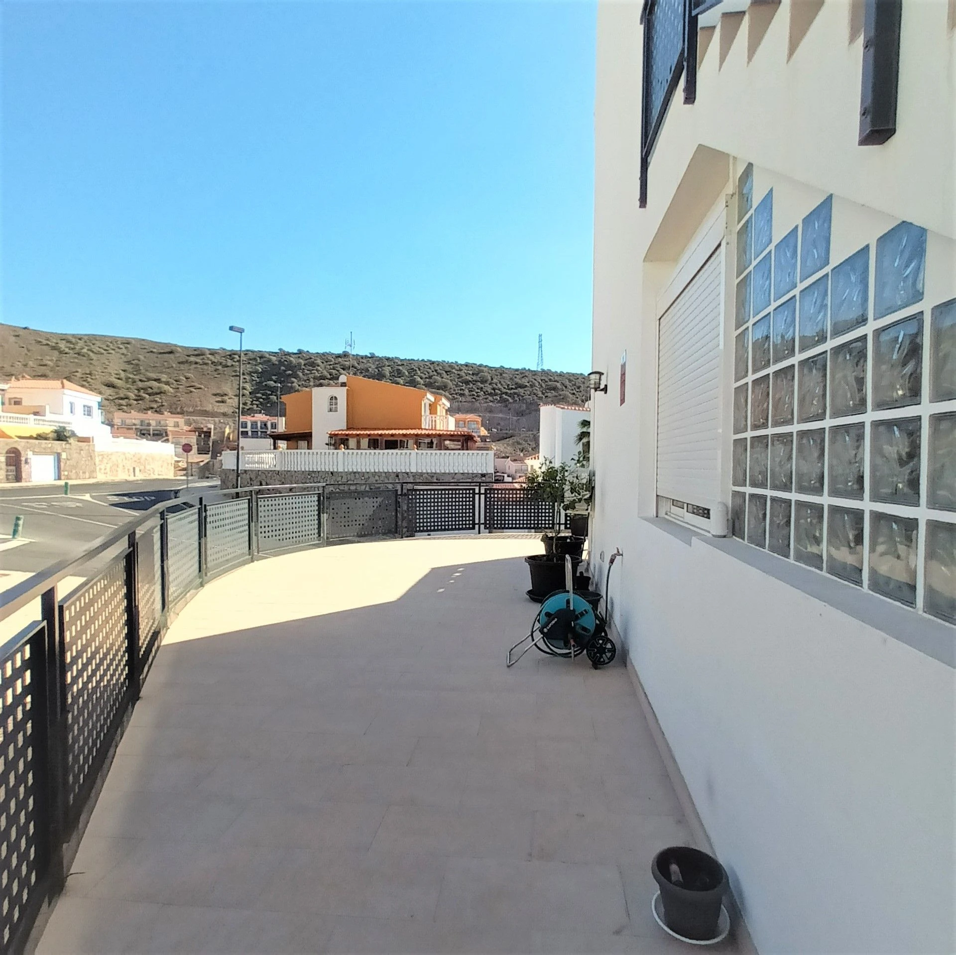 16 Nowoczesny apartament z 2 sypialniami, widokiem na ocean i dużym tarasem w Loma Dos, Arguineguín