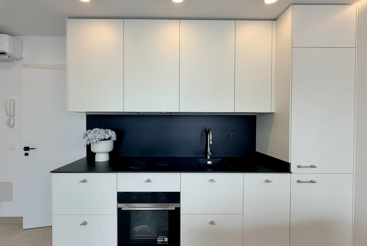 Apartament z dwiema sypialniami i dużym tarasem w Vista Mar 9