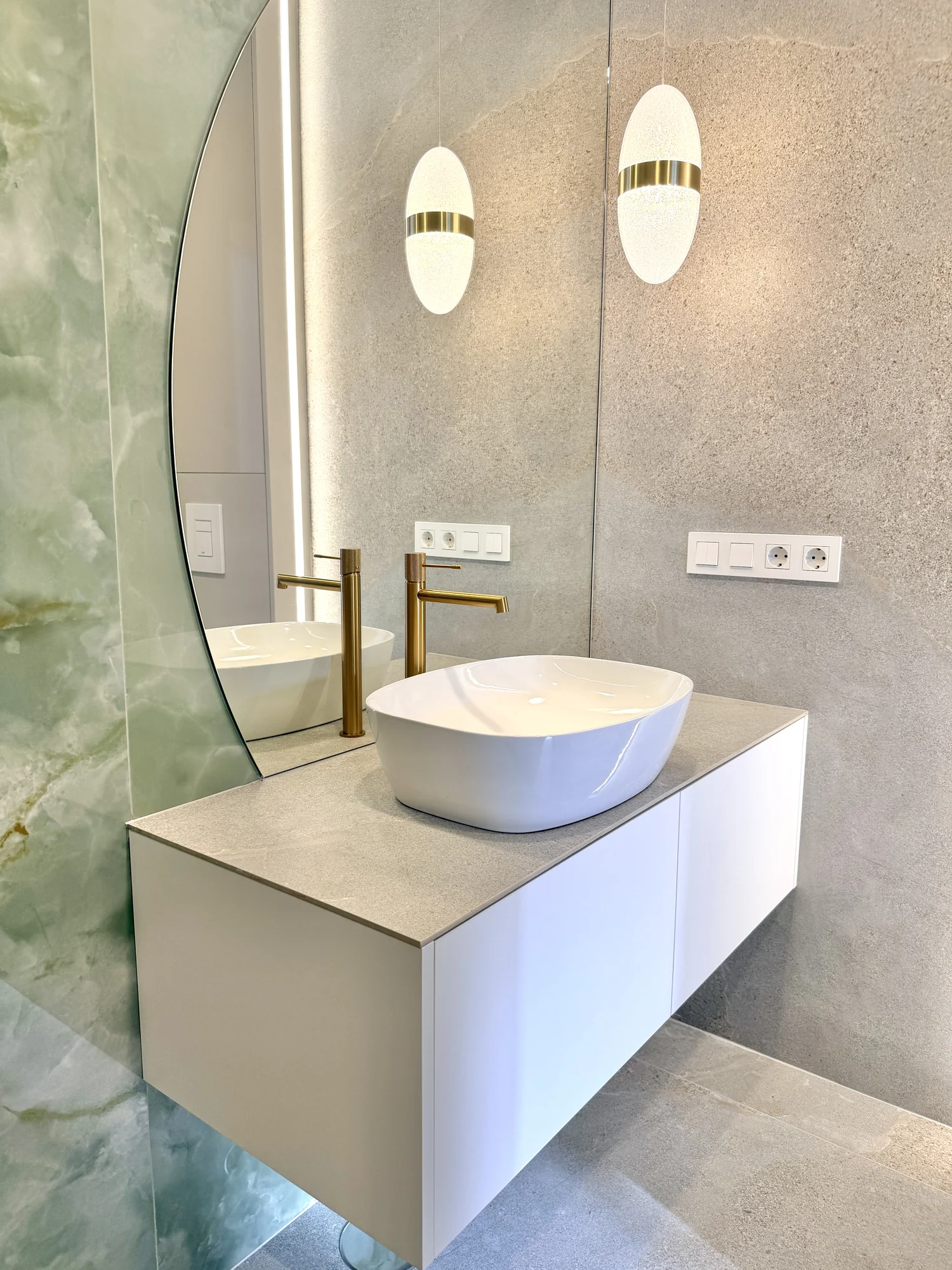 16 Kompaktowy apartament z dwiema sypialniami i balkonem w Vista Mar 9
