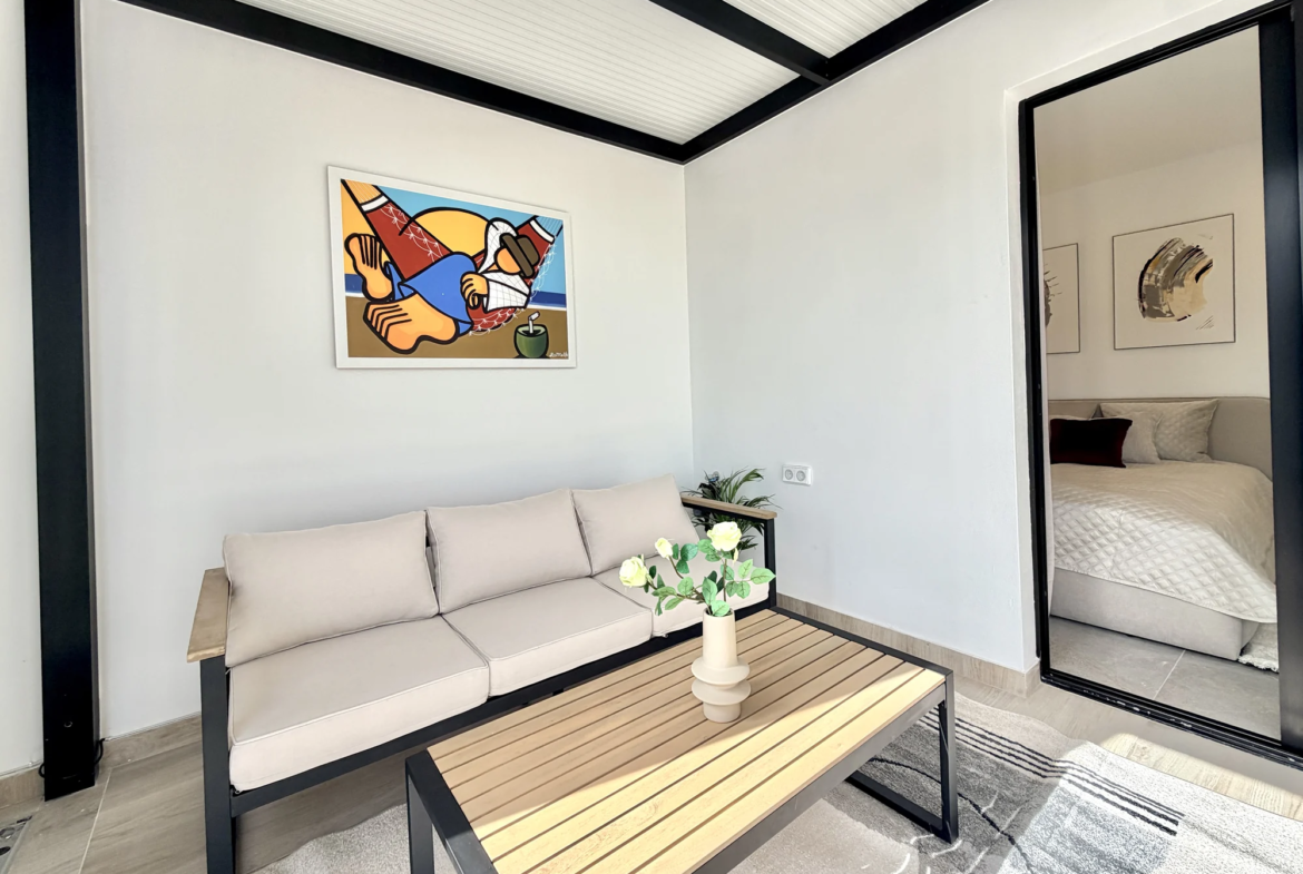 Apartament z dużym tarasem na drugim piętrze w Vista Mar 9