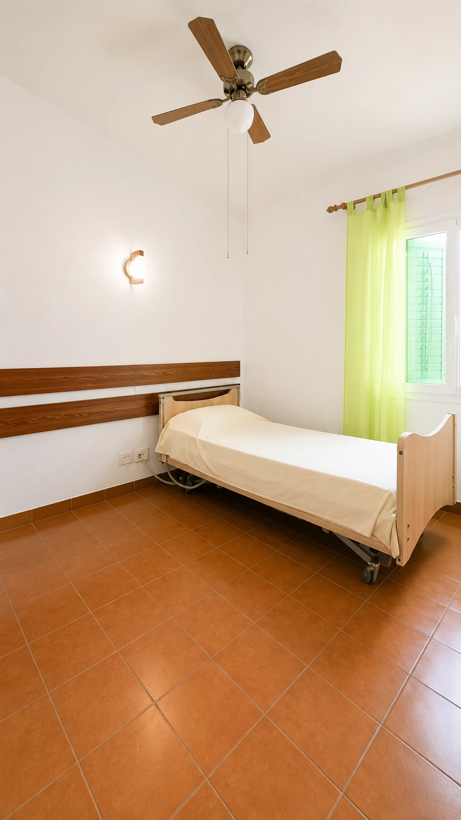 17 Przestronny bungalow z 6 sypialniami i prywatnym ogrodem w Campo Internacional, Maspalomas