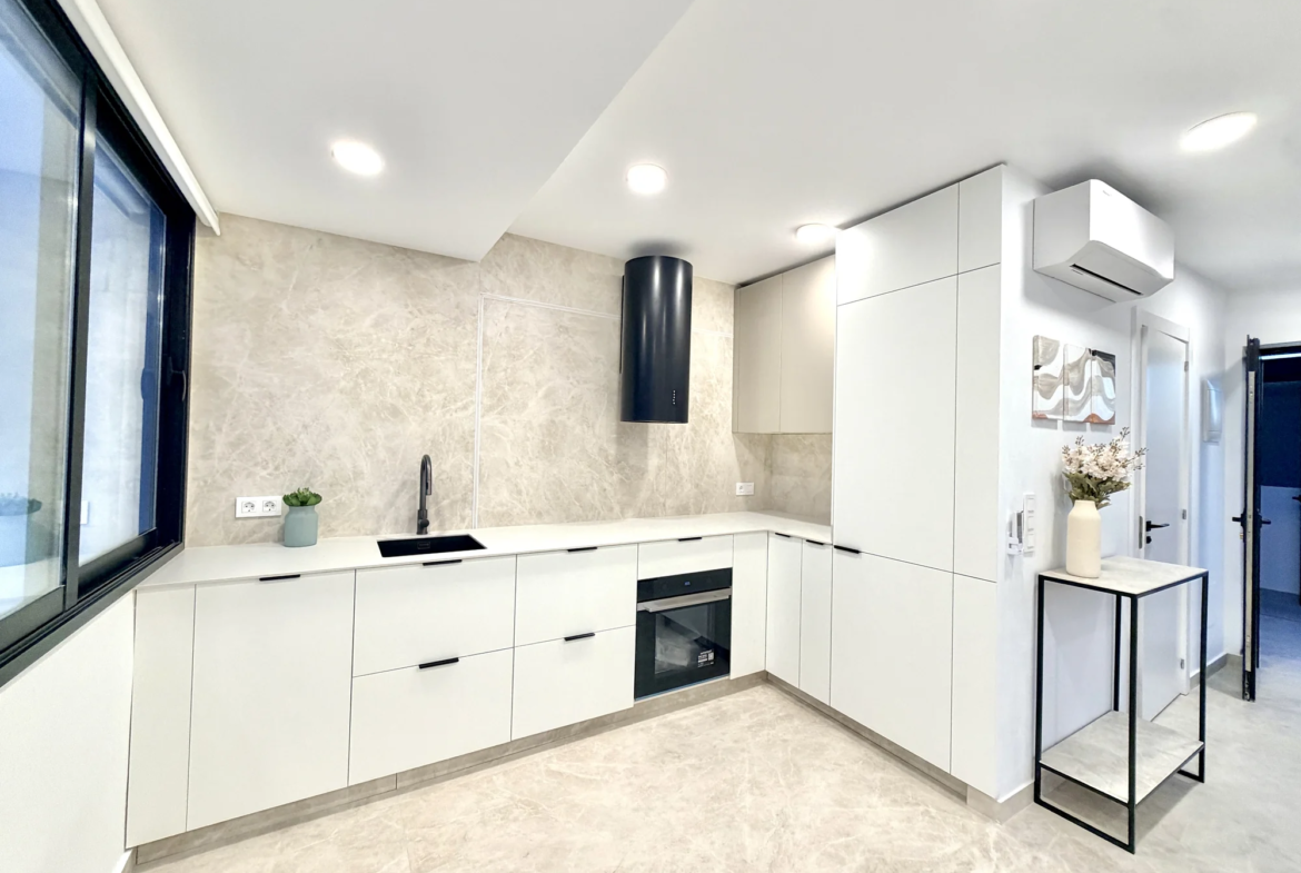 Penthouse z tarasem panoramicznym w Vista Mar 9 w Los Abrigos