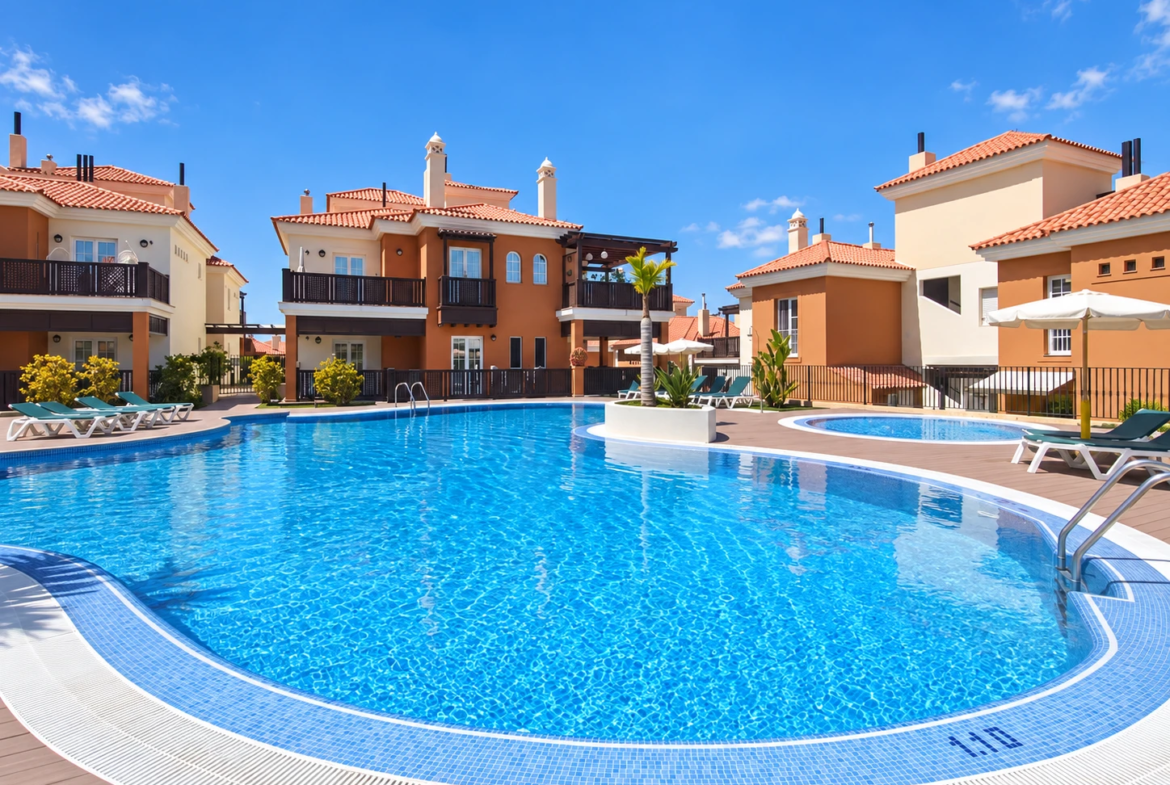 Elegancki apartament z tarasem w Monte Carrera – Arguineguín, Gran Canaria