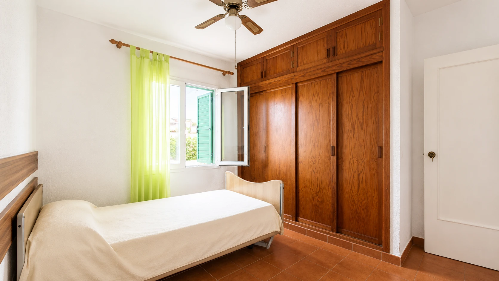 18 Przestronny bungalow z 6 sypialniami i prywatnym ogrodem w Campo Internacional, Maspalomas
