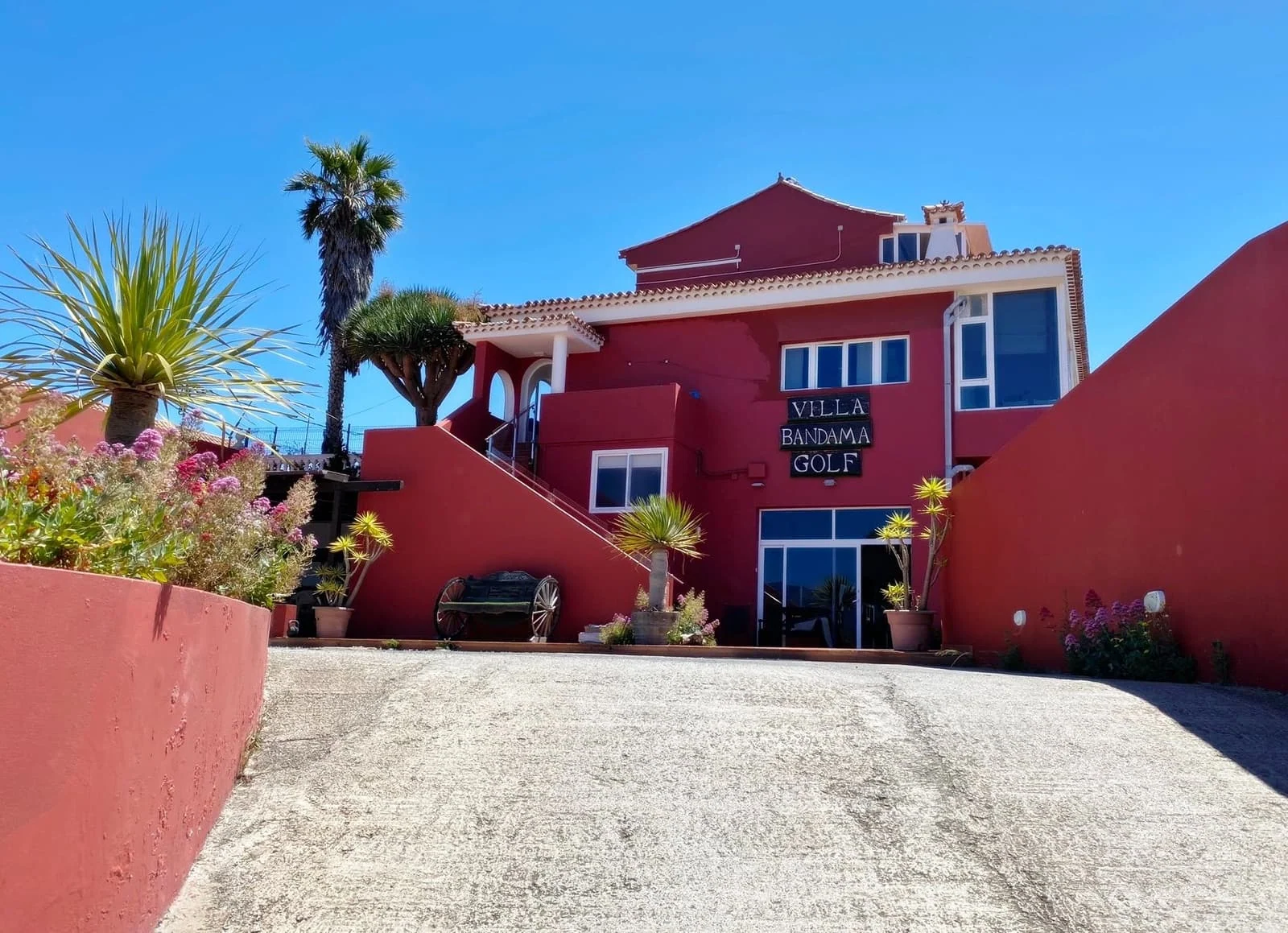 18 Kameralny hotel z basenem przy polu golfowym w Santa Brígida