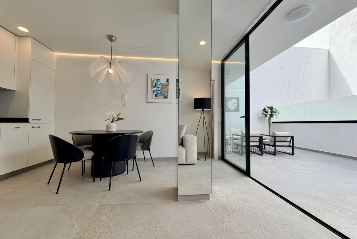 Apartament z dwiema sypialniami i dużym tarasem w Vista Mar 9