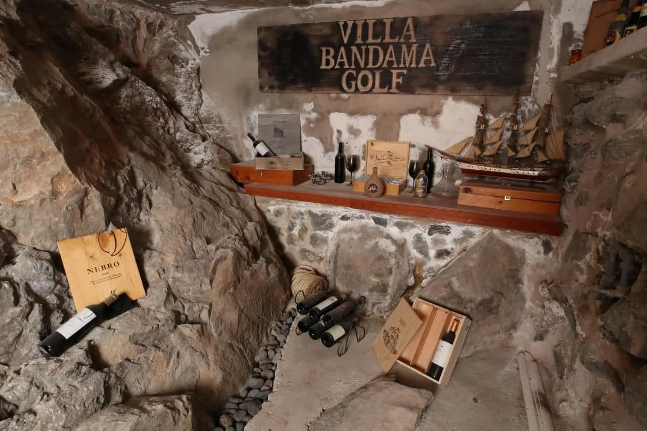 20 Kameralny hotel z basenem przy polu golfowym w Santa Brígida