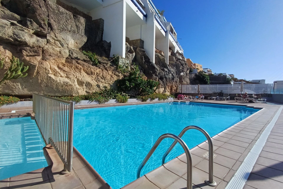 Apartament z dużym tarasem i panoramicznym widokiem na ocean w Mayfair, La Playa de Arguineguín