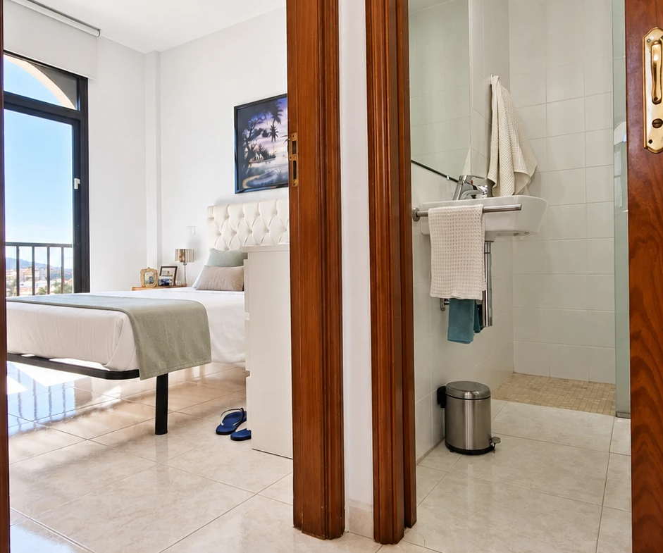 Przestronny duplex z widokiem na ocean, prywatnym garażem i ogrodem w Loma Dos, Arguineguín