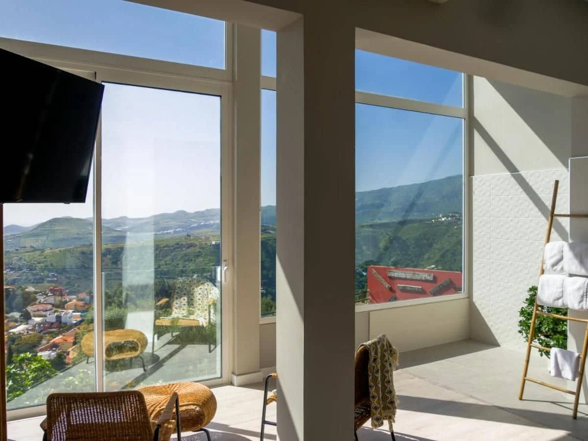 25 Kameralny hotel z basenem przy polu golfowym w Santa Brígida