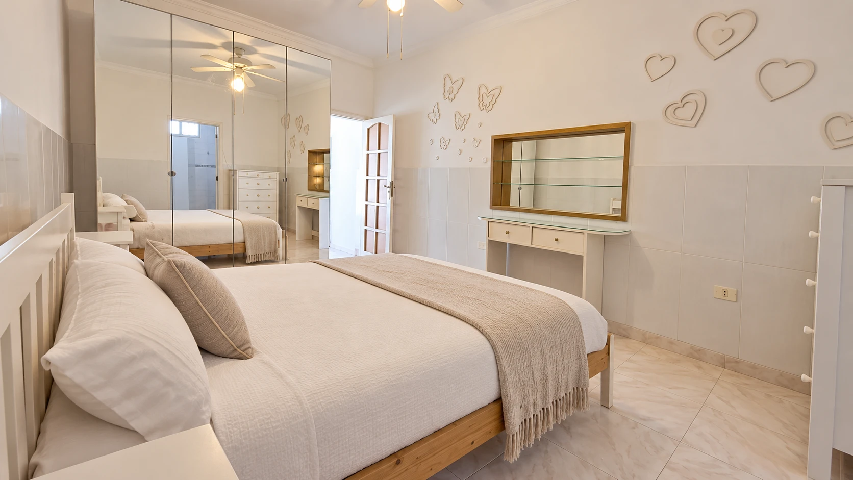 25 Ekskluzywny bungalow z 3 sypialniami, ogrodem i basenem blisko plaży i wydm w Playa del Inglés
